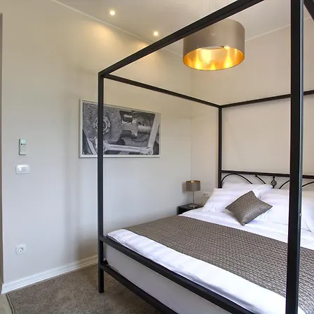 Stanica Hotel Ravno