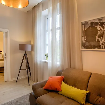 Stanica Otel Ravno
